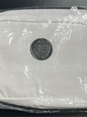White Canvas Toiletry Bag